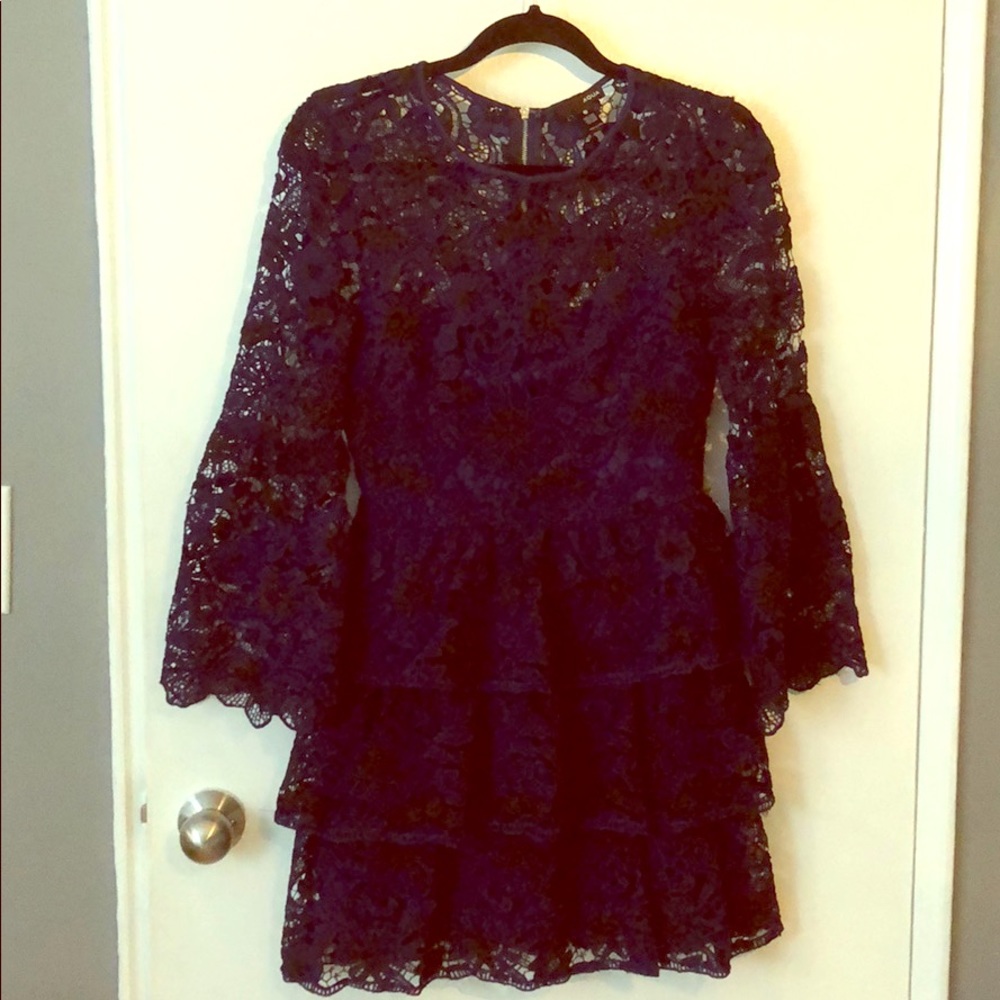 AQUA BELL SLEEVE BLUE & BLACK LACE DRESS SIZE SM
